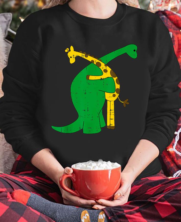 Premium Giraffe Dinosaur Hug Love Dino Animals Safari Halloween Gift t-shirt sweatshirt