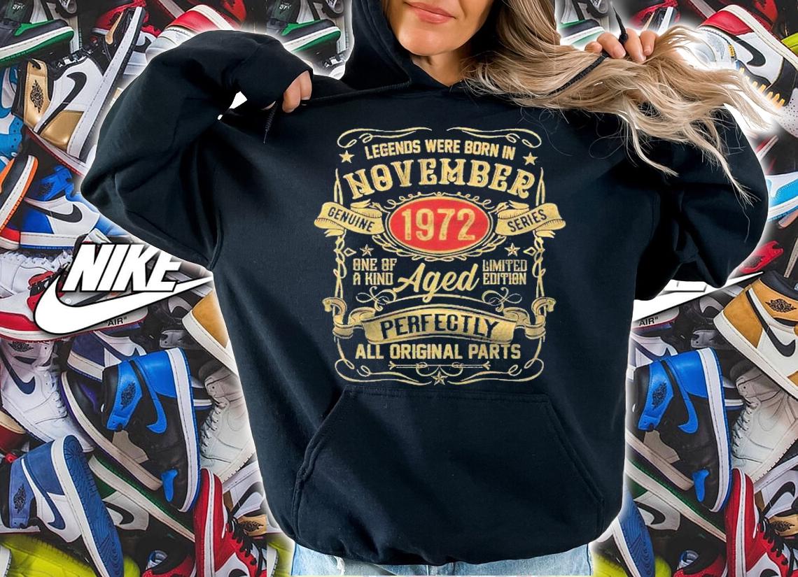 49 Years Old Vintage November 1972 49Th Birthday Men Women Shirt t-shirt