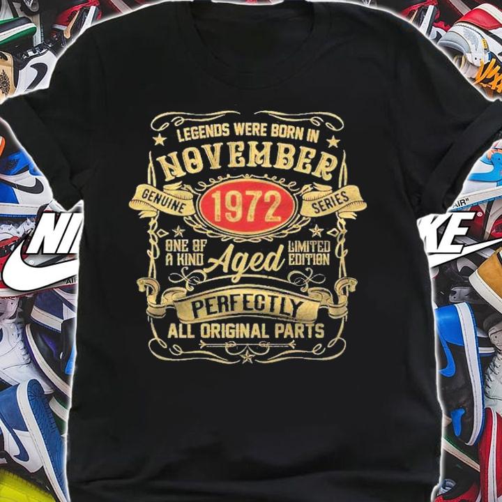 49 Years Old Vintage November 1972 49Th Birthday Men Women Shirt t-shirt