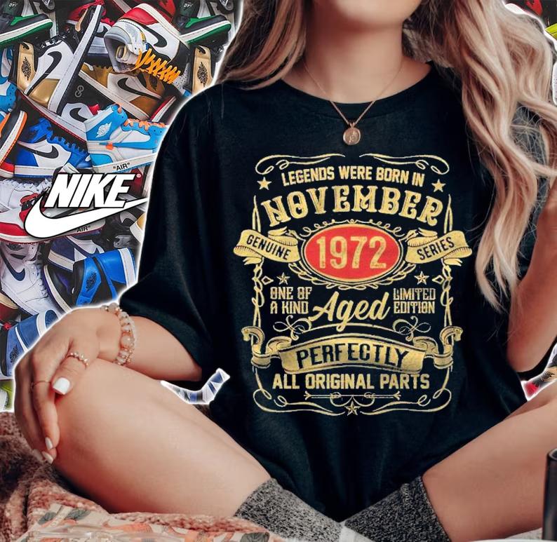 49 Years Old Vintage November 1972 49Th Birthday Men Women Shirt t-shirt