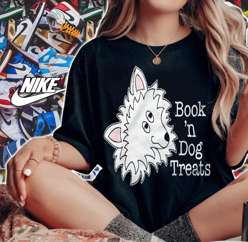 Book 'n Dog treats T-shirt t-shirt