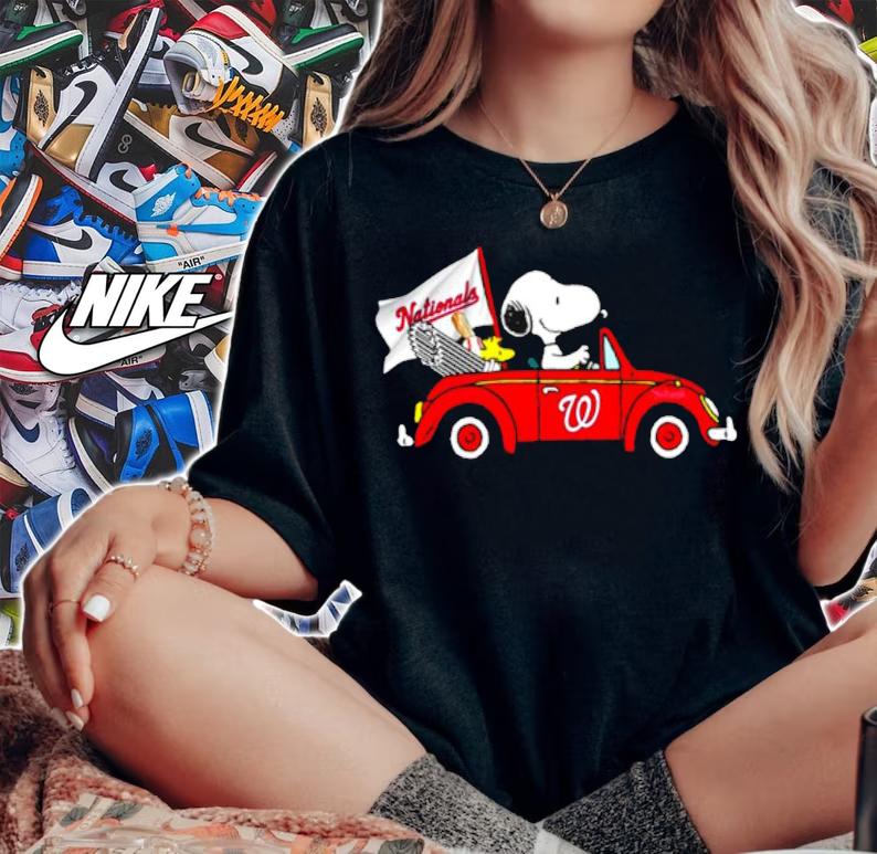 Snoopy And Woodstock Driving Car Washington Nationals Flag t-shirt woman shirt