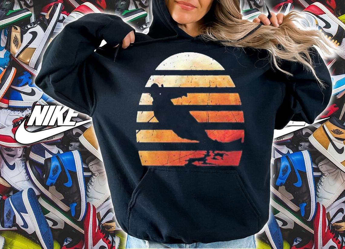 Water Skiing Vintage Retro Pullover T-shirt