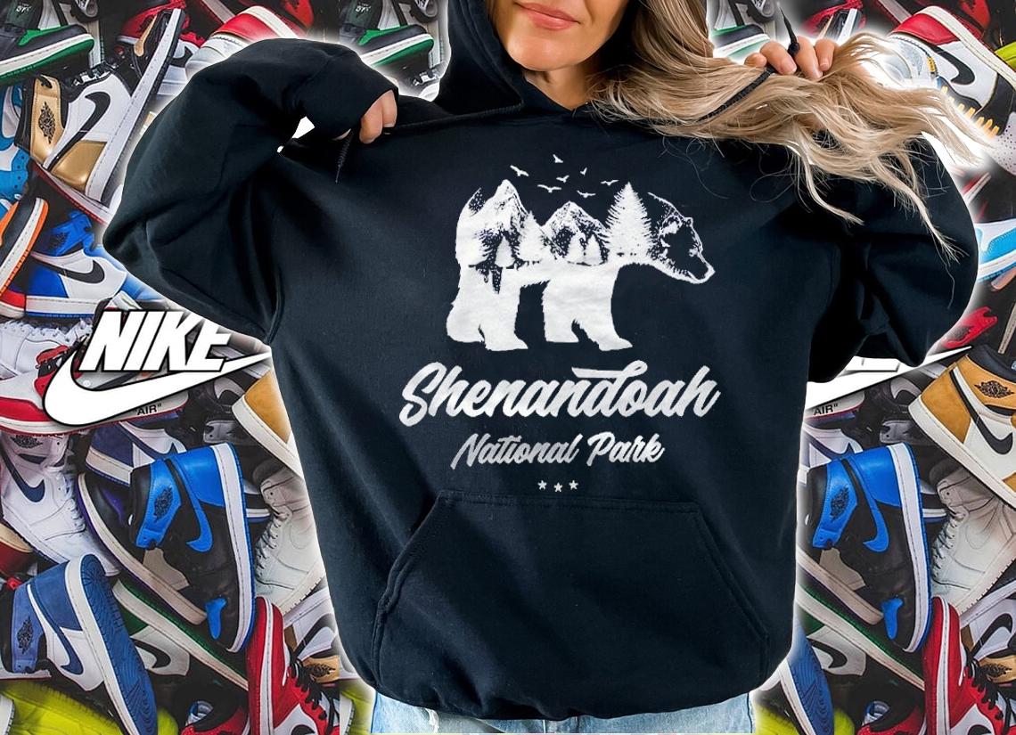 Shenandoah National Park Bear Souvenir Shirt