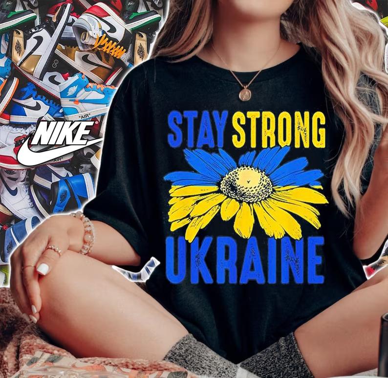 Stay Strong Ukraine Sunflower Hippie Peace Love Ukraine Peace Ukraine T-Shirt woman shirt