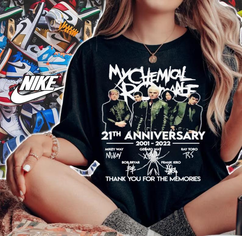 My Chemical Romance 21th Anniversary 2001-2022 Signatures Thank You For The Memories Shirt woman shirt
