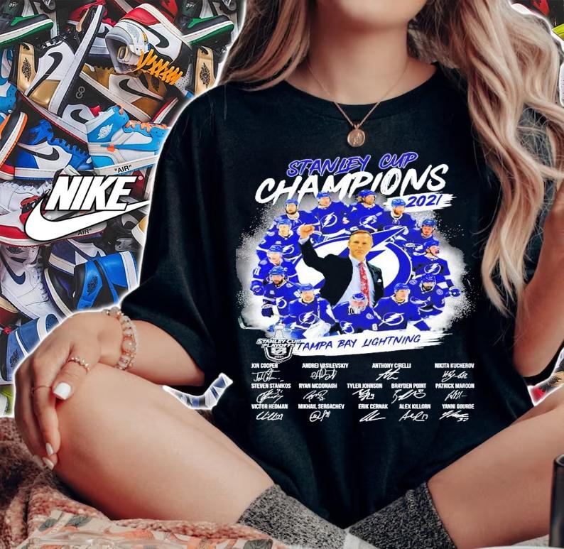 Tampa Bay Lightning win Stanley Cup champions signatures shirt