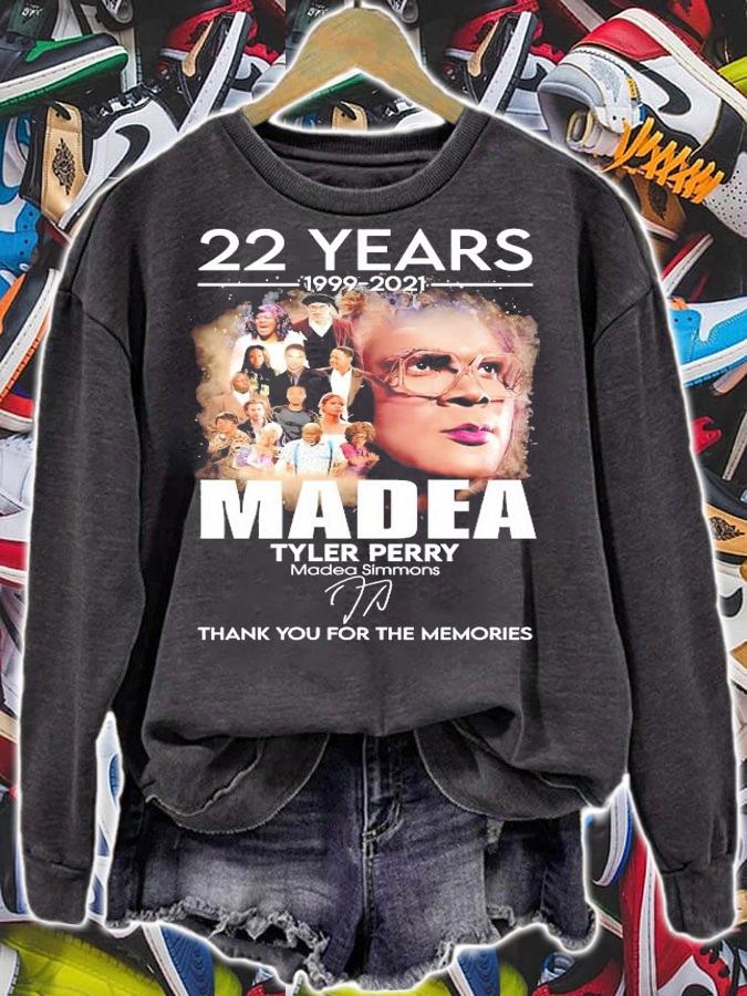 22 years 1999-2021 Madea Tyler Perry MAdea Simmons signature shirt