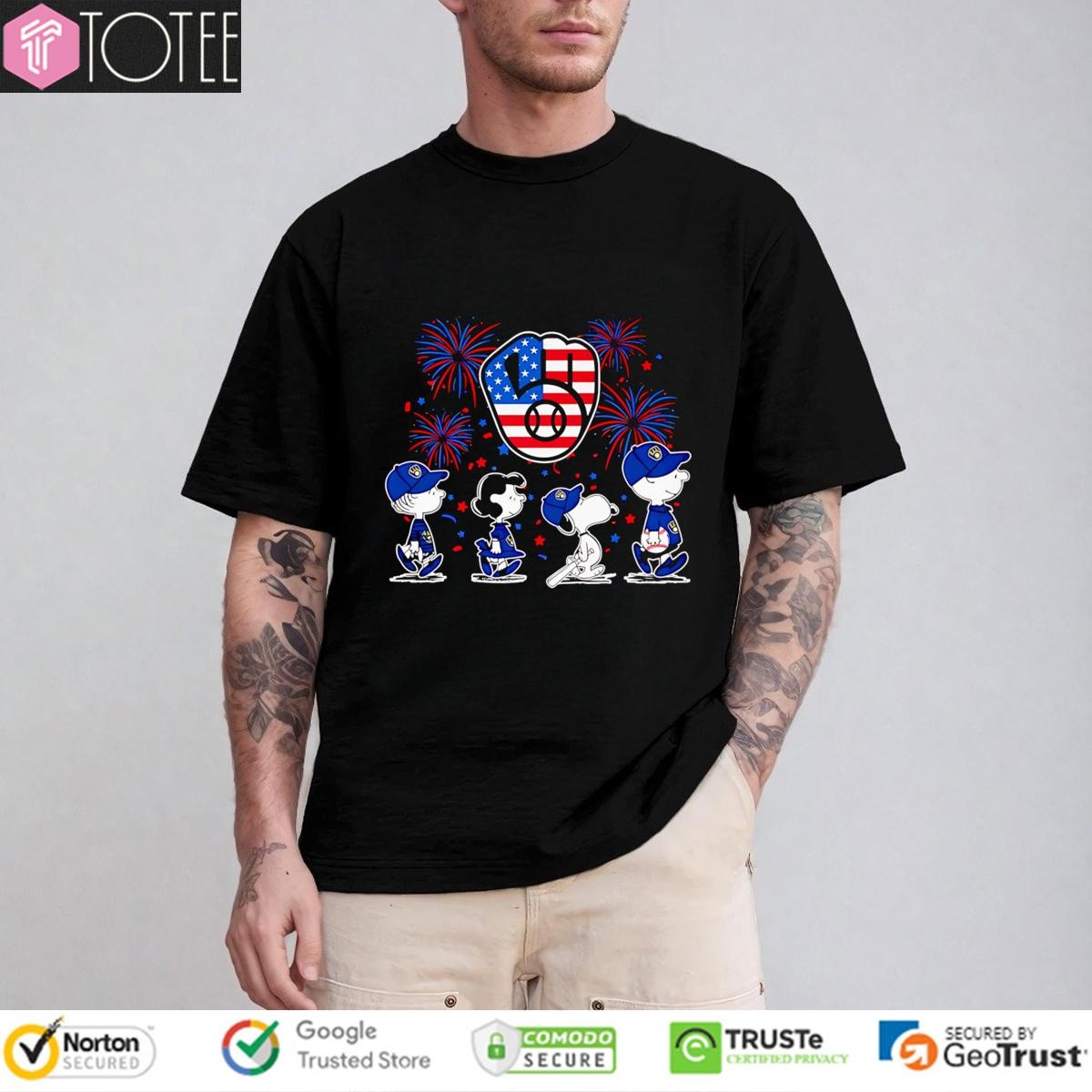 Peanuts Snoopy Milwaukee Brewers Fireworks 4Th Of July T-shirt