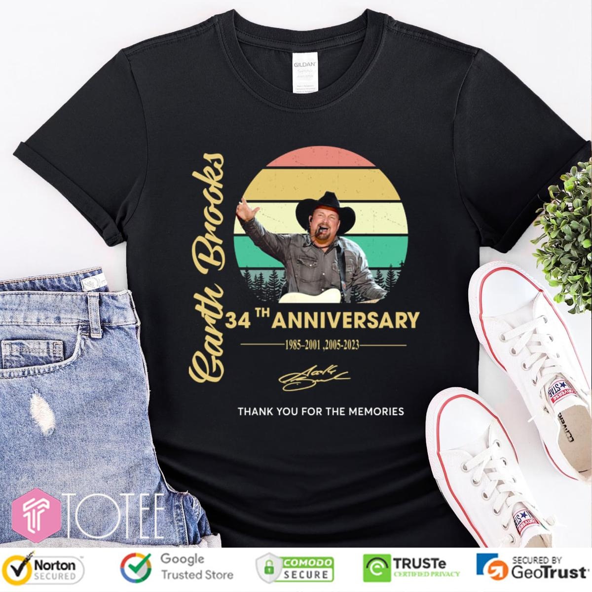 Garth Brooks 34Th Anniversary Signature Vintage T-shirt